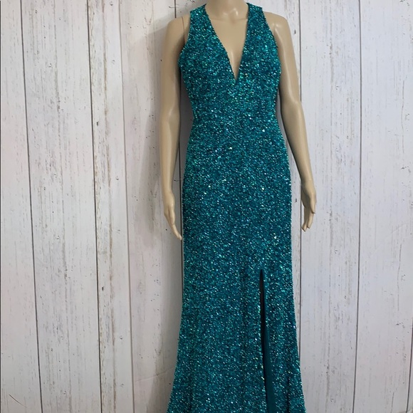NWT Aiden Mattox Sequin V-Neck Evening Gown - Picture 2 of 15